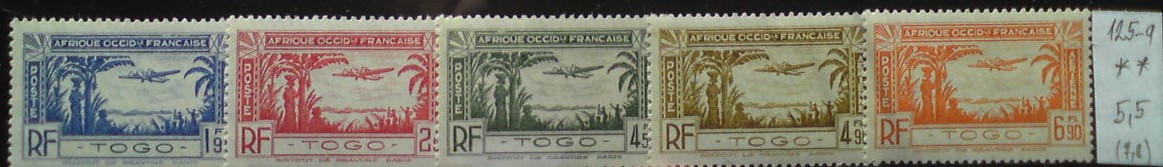 Togo 125-9 **