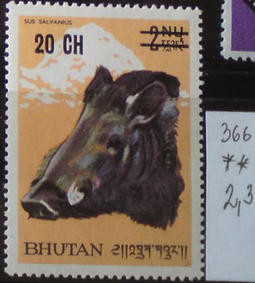 Bhután 366 **