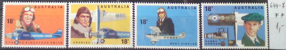 Austrália 644-7 **