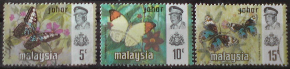 Johor 165/7