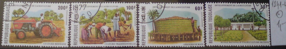 Togo 1241-4