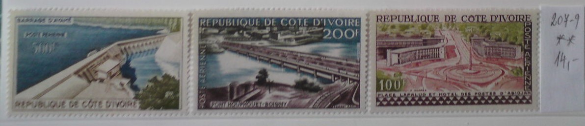 Pobrežie Slonoviny 207-9 **